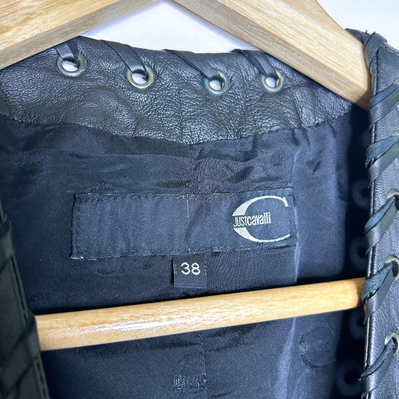 Black leather Just Cavalli Jacket Croped with fringe Size 38 - Picture 3 of 8